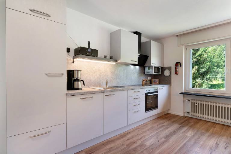 Holiday Apartment at the Waterfall with Mountain View, Shared Garden and Wi-Fi — photo 5
