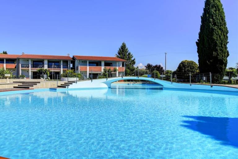 Ferienhaus mit Hund in Moniga del Garda fuer max. 6 Personen