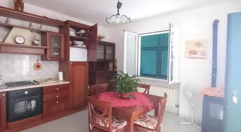 Rental apartment with 2 rooms for 6 persons — photo 4