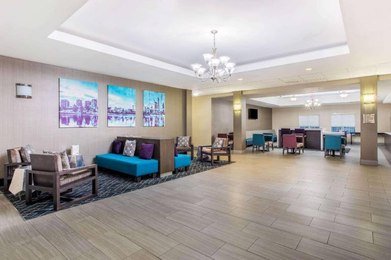 La Quinta by Wyndham Fultondale Birmingham North — photo 2