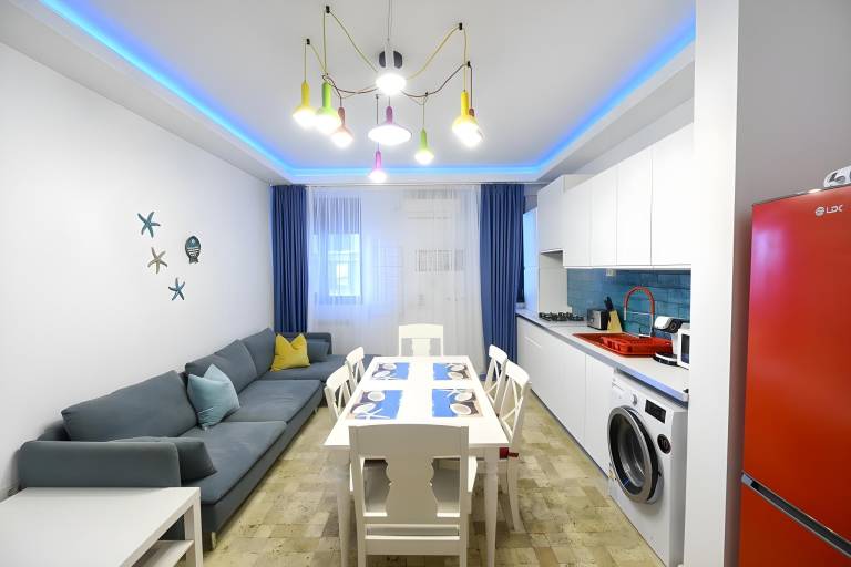 Rental apartment with 2 rooms for 6 persons in Constanta