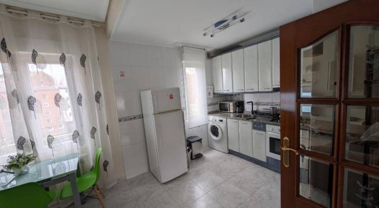 Holiday apartment with 3 rooms for 5 persons — photo 3