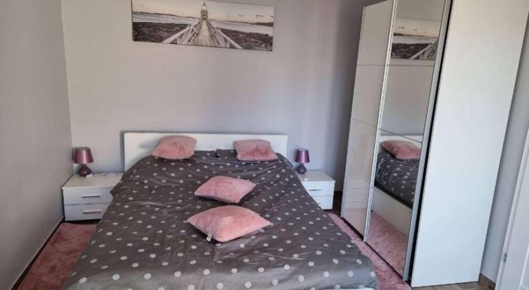 Rental apartment with 1 room for 5 persons — photo 2