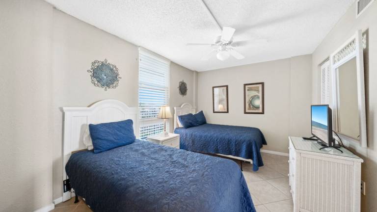 Condo with heated pool | Sea view — photo 5