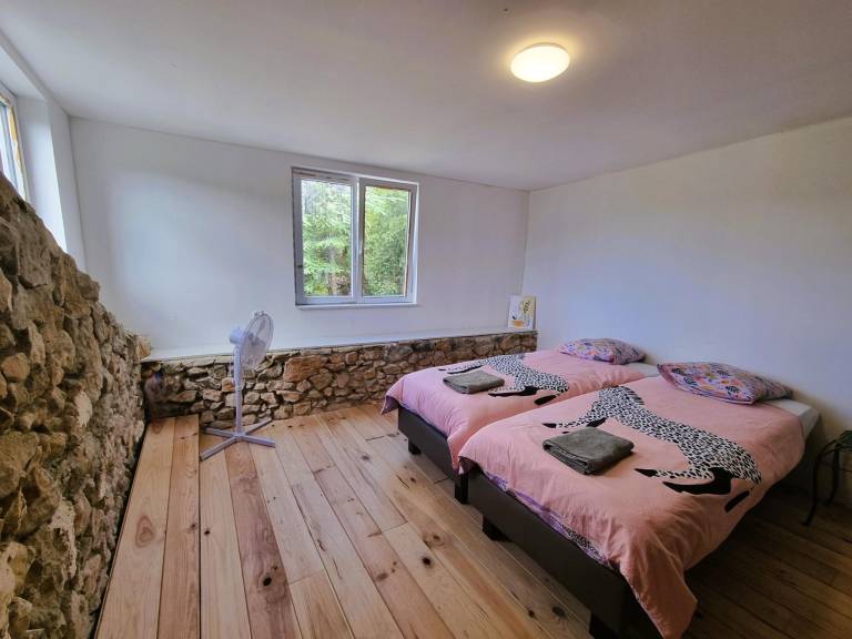 Fully equipped vacation home with private pool & terrace | Pets allowed — photo 3