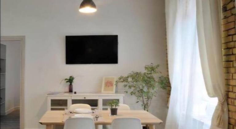 Apartment | Near St. Anne's Church — photo 2