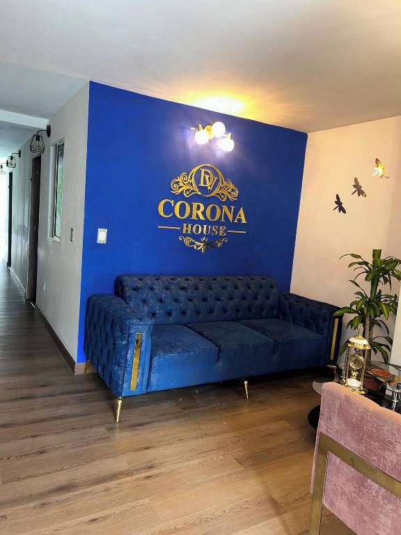 CORONA HOUSE — photo 4