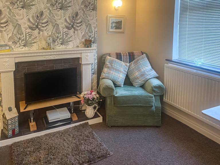 Cottage with garden | River view — photo 3