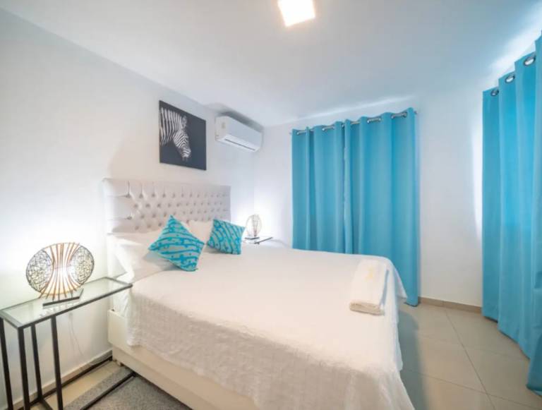 Fully Equipped New 3br Apt– dt– 2mins To The Beach — photo 3