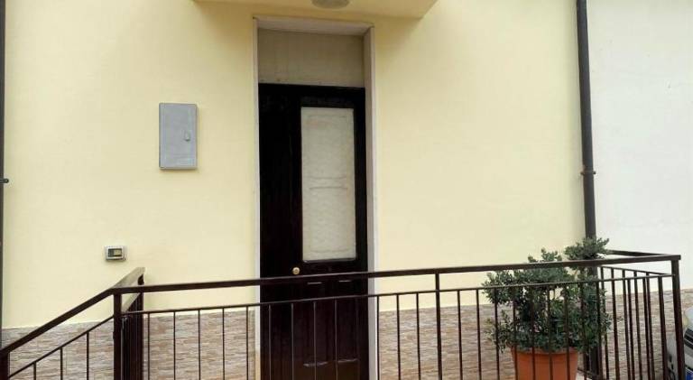 House with 1 room for 4 persons in Reggio Calabria