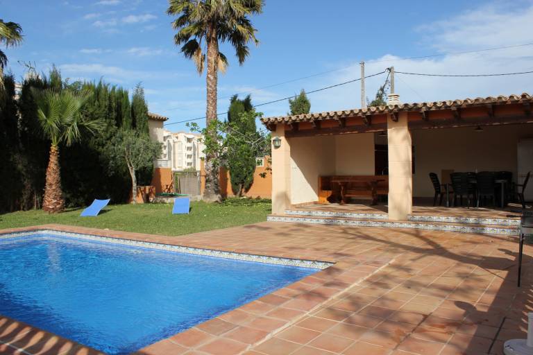 Fully equipped villa with garden, private pool & grill | Dogs allowed — photo 3
