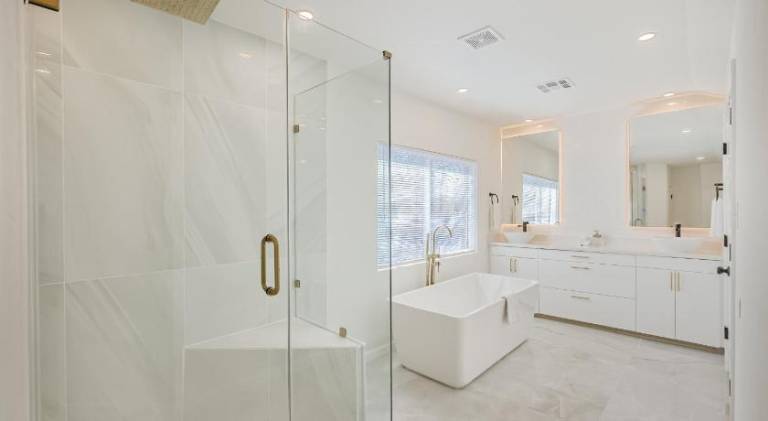 Fully equipped spacious vacation home | Suitable for remote work | Pets allowed — photo 2