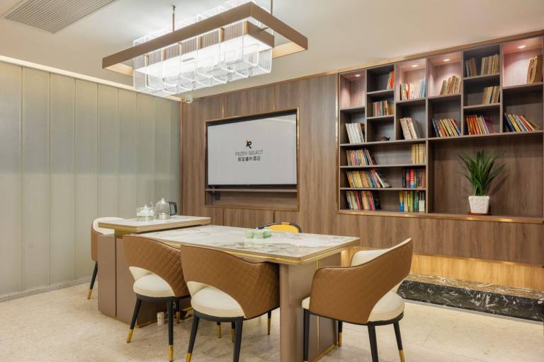 Licheng Ruixuan Hotel (Guangzhou Olympic Sports Center International Financial City Branch) — photo 4