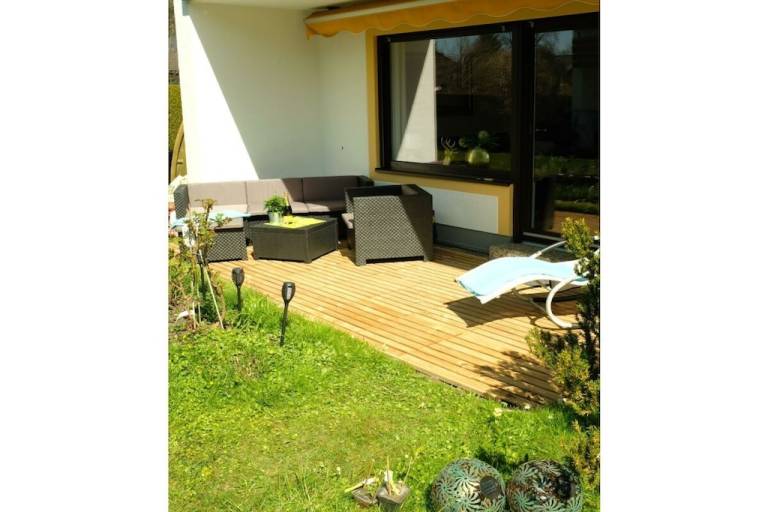 Vacation home with patio — photo 2