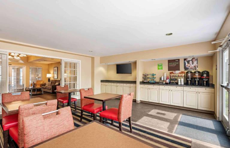 Extended Stay America Suites - Cincinnati - Blue Ash - Reed Hartman — photo 2