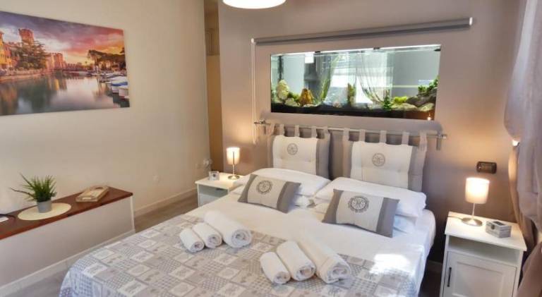 Holiday apartment with 2 rooms for 4 persons — photo 2