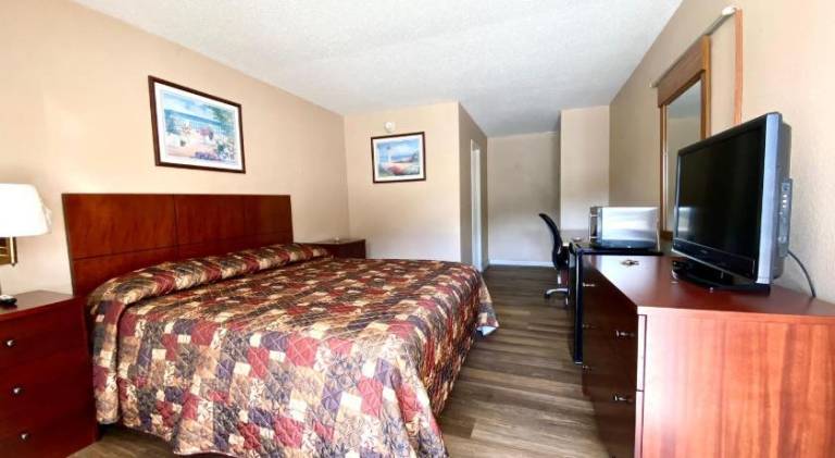 Economy inn — photo 2