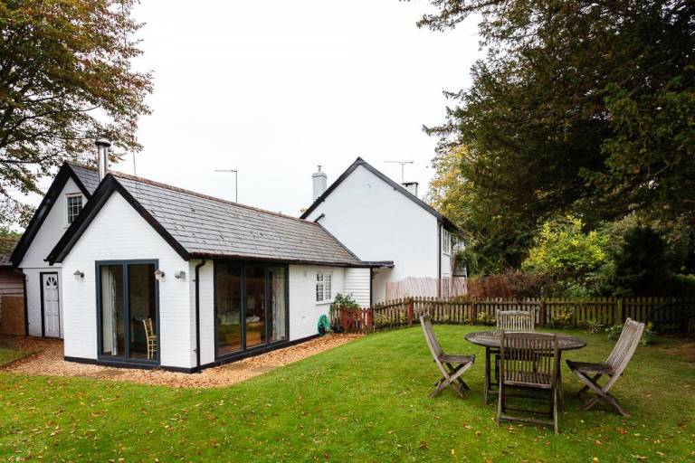 Cottage Burley