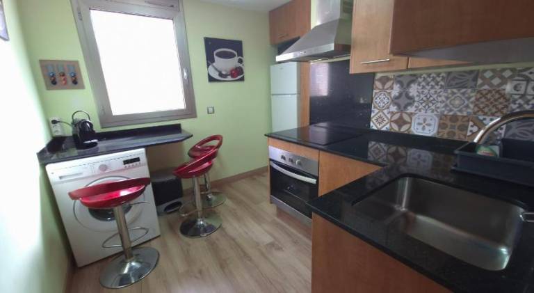 Serviced apartment with garden, patio & barbecue — photo 5