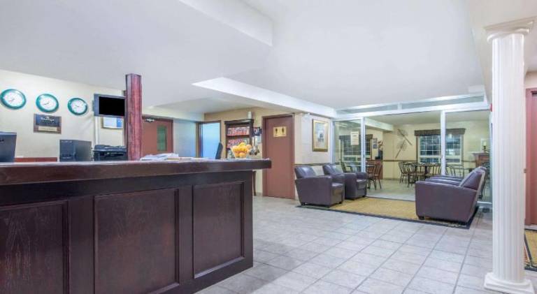 Gold Circle Inn — photo 4