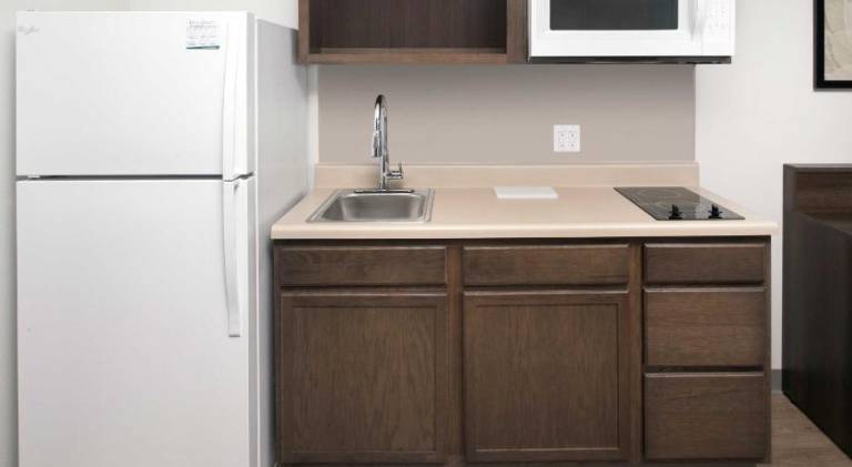 WoodSpring Suites Fargo North Near NDSU — photo 3
