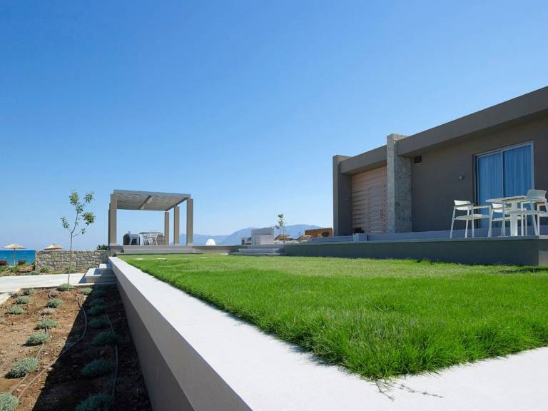 Vacation home with barbeque, terrace & garden — photo 5
