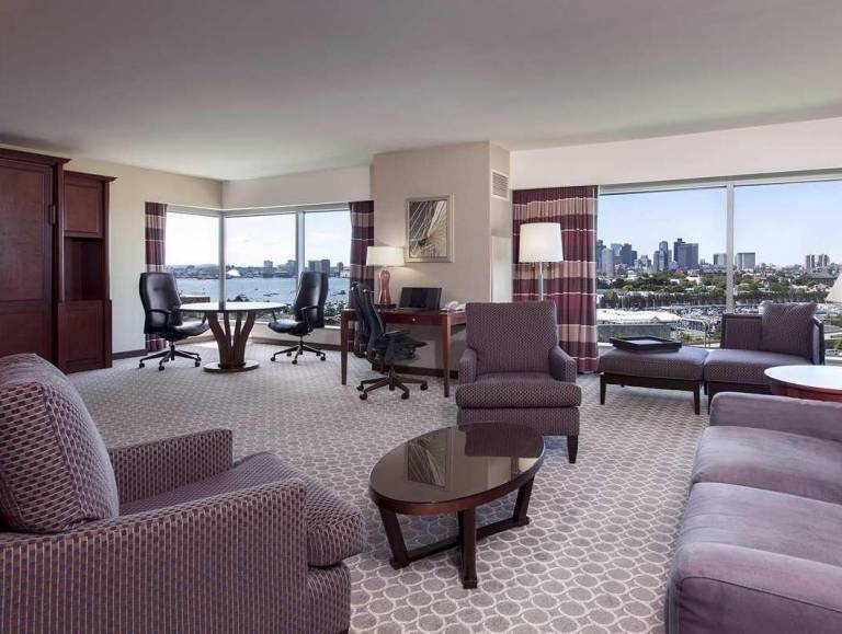 Hilton Boston Logan Airport — photo 4