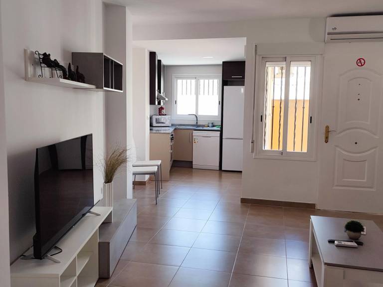 Holiday apartment with patio — photo 5