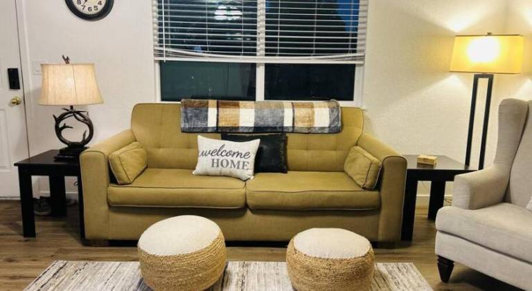 House with 1 room for 4 persons in Nampa, ID