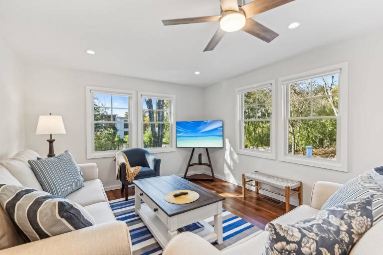 Steps to Beach + Sunset Views! East Marion Home — photo 2