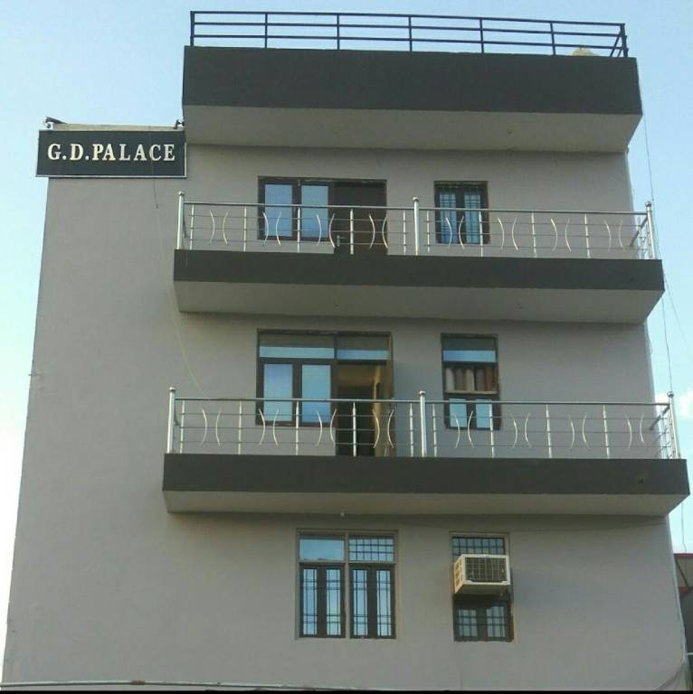 Goroomgo GD palace Gwalior in Gwalior