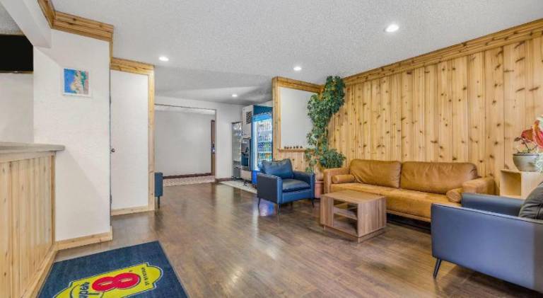 Super 8 By Wyndham Arcata — photo 2
