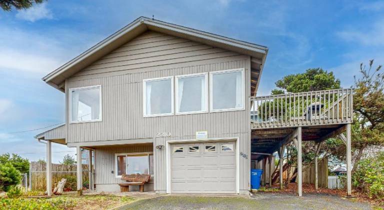 Vacation home with 4 rooms for 8 persons in Lincoln City, OR