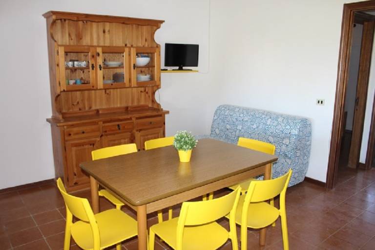 Holiday apartment with terrace in Camerano