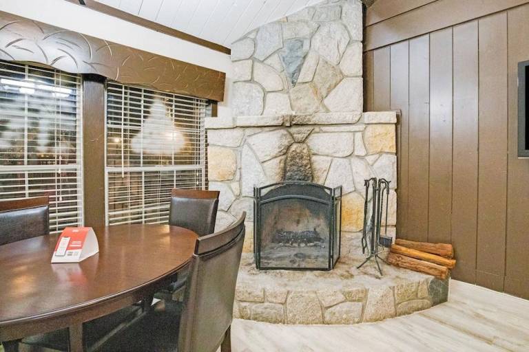 Lodge with BBQ — photo 3