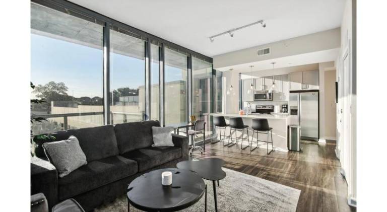 Apartment  Midtown