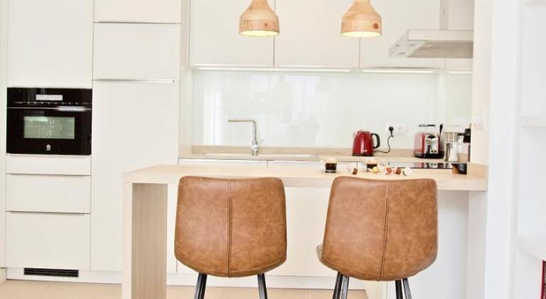 Nice apartment with hot tub & pool | Next to the beach | Pet-friendly in Marbella
