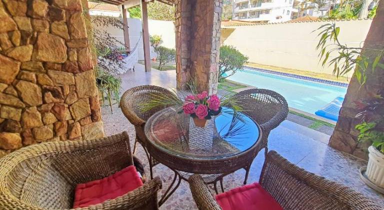 Suites Colibri da Serra - Piscina & Conforto em Itaipava RJ — photo 2