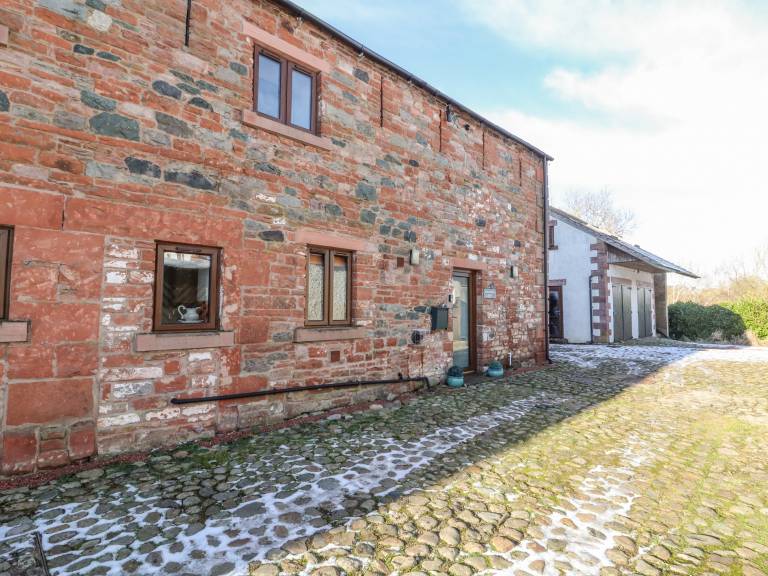 Cottage  Newton Reigny