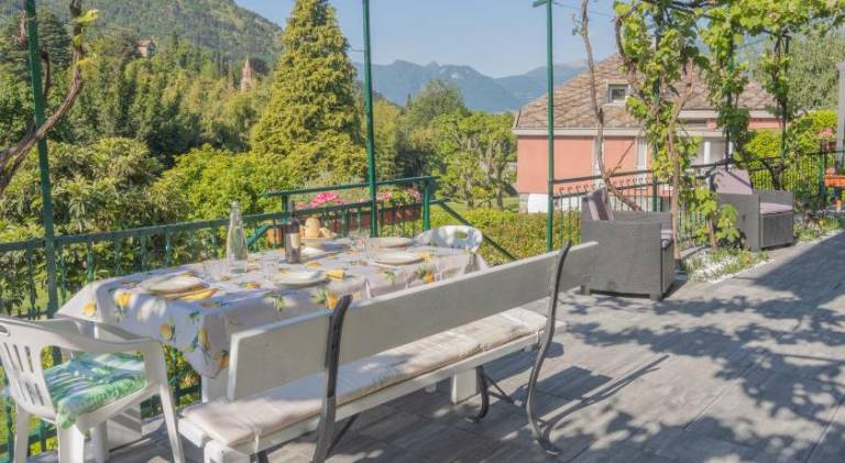 Rental apartment with yard, patio & private pool | Pets are welcome — photo 3