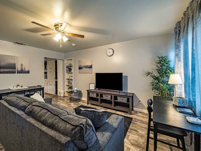 Apartment  North Haven