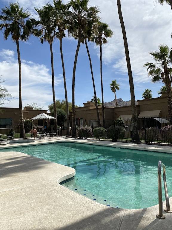 Condo Carefree