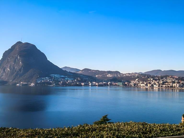Rental apartment with terrace in Paradiso