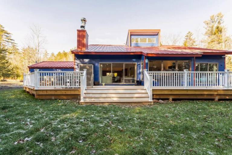 House  East Jewett