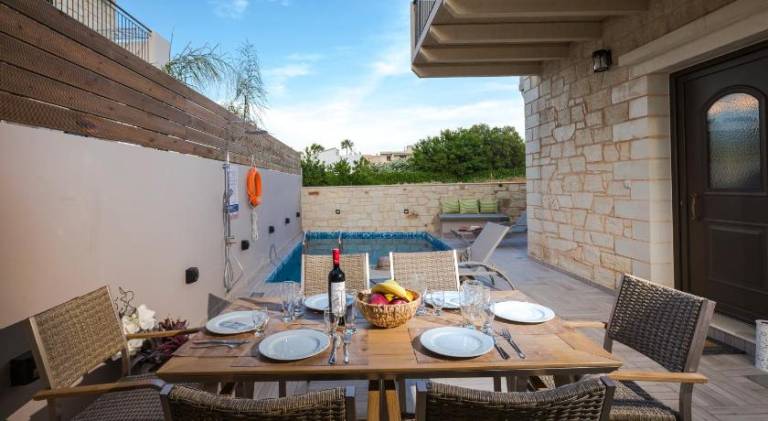 Fully equipped charming villa with patio, barbeque & private pool | Beach nearby | Dogs allowed — photo 5