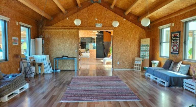 Lodge with pool & patio | Dogs allowed — photo 2
