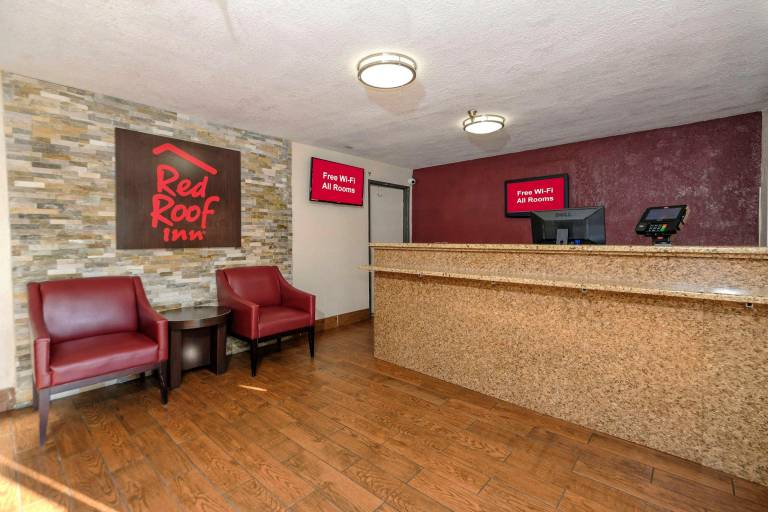 Red Roof Inn Jacksonville - Cruise Port — photo 3