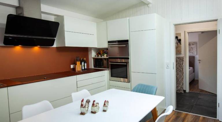 Chalet with 2 rooms for 4 persons — photo 5