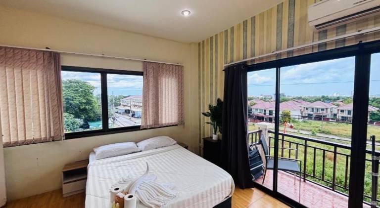 Jura 88 Guesthouse in Hua Hin