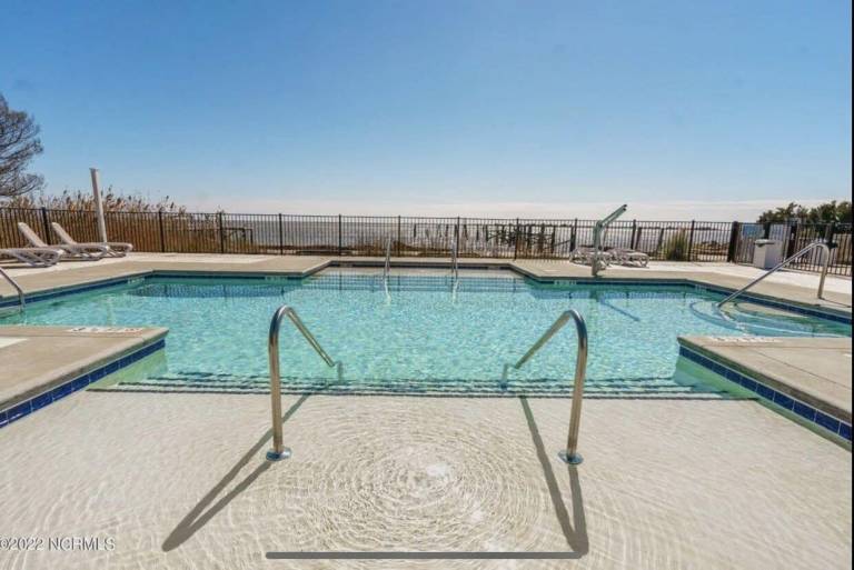 Condo Southport